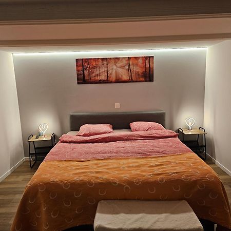 Joli Appartement Au Coeur Du Village Orsières Esterno foto